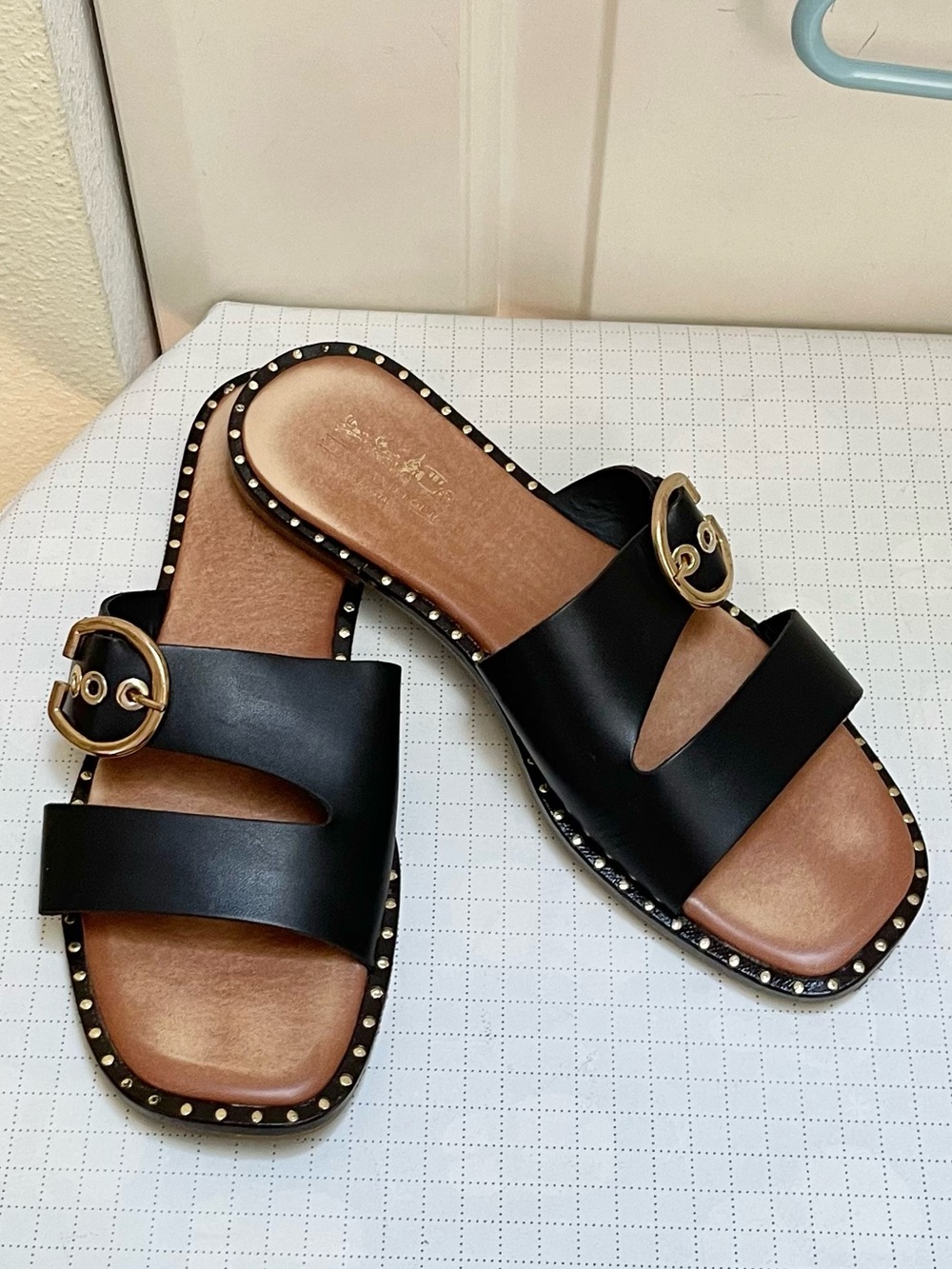 Coach and Four Aquila slide sandals - Picture 2 of 14